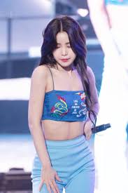 Eolyeosseul ttae hogisim manhgo deolleongdae 25 yeojeonhi chilchilmajeun naui yeah. 190525 Mamamoo Solar Solar Mamamoo Mamamoo Kpop Girls