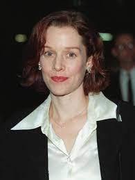 Penelope Chestnut's Instagram, Twitter & Facebook