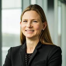 Amanda Delp's Instagram, Twitter & Facebook