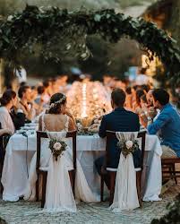 Una boda original en la que los novios bailan muchas canciones famosas, el novio se nota que ha practicado jejeje. Las Ideas Mas Originales Para Tu Boda Descubrelas Aga Catering