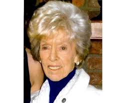 Ellen Mohr's Instagram, Twitter & Facebook