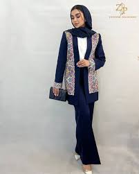 قیمت کت و شلوار زنانه مجلسی کرپ زنبق گلدار ترند شیک جدید1404