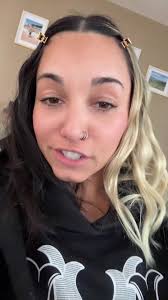 Anni Renee Main Account