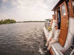 Heiraten Auf Dem Schiff In Berlin Bootsvermietung Fangrot