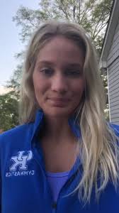 Elyssa Roberts's Instagram, Twitter & Facebook