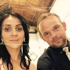 Vicky Riddle (@riddlevick)