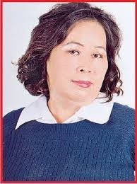 Toni Kerr's Instagram, Twitter & Facebook