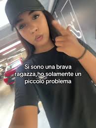 Non Ti Alzo Le Mani Solo Perchè Sei Femmina