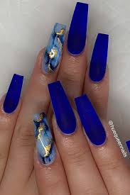 Dots looks like an ordinary fountain pen, a rod of each ends with the round metal. Stunning Dark Blue Nails To Rock This Fall Kaynuli