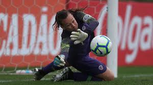 Christiane endler, clave en la campaña de psg. Despues Del Historico Titulo Con La Roja En Brasil Christiane Endler Es Nominada Por La Fifa Para El Premio The Best Emol Com