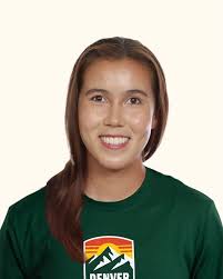 officially signed to the Summit ✍️ welcome to Denver, Lourdes Bosch!