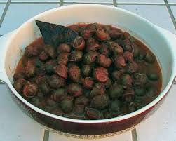 A simple pick can also be used. Snails In Sauce Monachelle In Umido