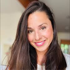 What are the best hotels, activities, and excursions for a family trip to  Maui with a 9-year-old boy?