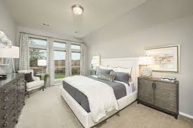 Lakes Of Bella Terra Model Home 2 267 Sq Ft Master Bedroom Perryhomes Home Perry Homes Home Bedroom