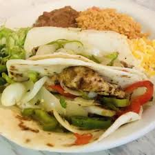 The flavors stay balanced with a homemade pico de gallo and creamy white dill sauce for your your fresh fish tacos. Chuy S Chuy S Chicken Tacos Al Carbon Facebook