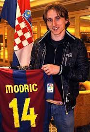 In the current season luka modric scored 1 goals. Luka Modric Poses With His Real Madrid Shirt And His Barcelona Shirt