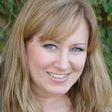 Renee Mclerran's Instagram, Twitter & Facebook