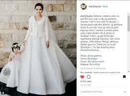 Tergerakkah hatimu untuk menolong sesama yang. Baju Pengantin Perempuan Kristen