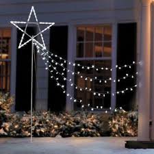 Shooting Star Light Set Christmaslightsoutdoors Decoracion Con Luces Navidenas Ideas De Decoracion De Navidad Arboles De Navidad Blancos