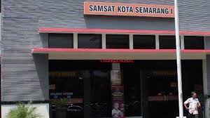 Karena, kota ini menyimpan berbagai macam pesona sejarah yang wajib untuk anda nikmati. Jam Buka Samsat Semarang Lengkap 2021 Kantor Samsat Keliling