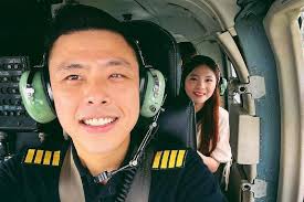 5 Fakta Pernikahan Kapten Vincent Raditya, Istri Hamil?