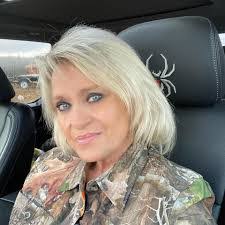 Dennis Sherrell's Instagram, Twitter & Facebook