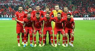 Bien sûr la france, ensuite bien évidemment la turquie, une nation qui a une certaine histoire dans le football. Turquie Croatie Les Equipes Officielles
