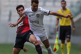 Lutando para congelar profut, clubes da série a devem r$ 430 mi. Com Gol De Vargas Atletico Mg Supera Athletico Pr E Encosta Na Ponta Da Tabela Cidadeverde Com