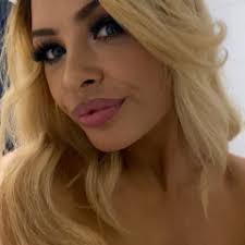 Stream Shannon Stewart music