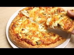 Pizza 4 Fromages Facile Cuisinerapide Youtube Pizza 4 Fromages Recette Pizza Thon Recette Pizza
