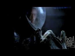 Questo film, di genere azione / fantascienza / horror / thriller è intitolato alien streaming, l'astronave nostromo sbarca su un pianeta da cui proviene un sos, ma la colonia sembra essere disabitata.nel corso di una ricognizione, un membro dell'equipaggio viene attaccato da un essere a forma di ragno. Alien Directors Cut Trailer Hq Youtube