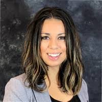 Beth Tapper's Instagram, Twitter & Facebook