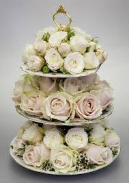 15 Insanely Unique Ideas For Wedding Centerpieces Unique Wedding Centerpieces Rose Arrangements Wedding Centerpieces