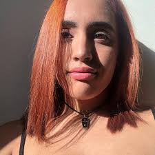 Simone Garcia Johnson family: mother, father, sisters