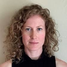 Kate Mcqueen's Instagram, Twitter & Facebook