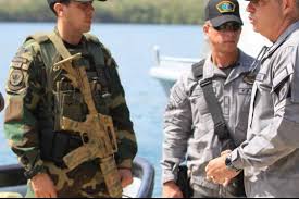 Weird guns used by Venezuelan police and military forces ...