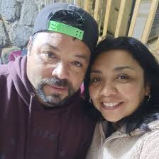 Bueno ya no me falta casi nada, máximo un mes y estoy viviendo en mi casita  . Y este es el avance hasta ahora con todos sus vidrios @vidriosdellorto  (se los recomindo