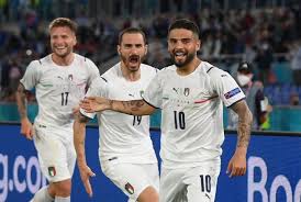 The italy national football team is considered to be one of the best national teams in the world. Em Eroffnungsspiel Schones Neues Italien 3 0 Gegen Die Turkei