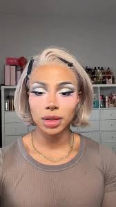 A frosty winter glam 🥶❄️ , Products: , @rhode milk glaze , @elfcosmetics  power grip primer , @morphebrushes moon stone palette , @lagirlcosmetics  corrector “white”, @exocosmetics liquid liner , ...