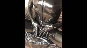 Latex girl plays with herself Porn Video - Rexxx