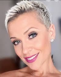 Thought this 2 tone look would be appreciated here 🏁