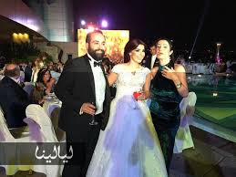 صور زفاف الإعلامية راميا الإبراهيم وإطلالتها الرائعة ستنسيك جدي تها في نشرات الأخبار موقع ليالينا Formal Dresses Prom Dresses Dresses