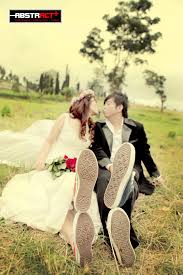 Funny Prewedding Photography Concept Funny Couple Wedding Poses Prewedding Photography Concept Prewedding Photography