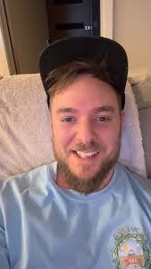 Easier than it looks… new pedal board and new pedals!!! 😍 #liveperformance  #songwriter #musician #guitarist #acousticcover #melbourneartist  #musiclover #indiemusic #musiciansofinstagram #australia ...