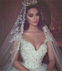 Check spelling or type a new query. Gormeniz Gereken Incili Gelin Basi Modelleri Dugun Telasi
