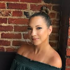 Gretchen Noelle's Instagram, Twitter & Facebook