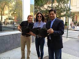 These washcloths are made with the spider stitch, so if you love to learn new stitches this is a simple one to learn. New York News Anchor Liz Cho Arrested For Using Phone While Driving Her Bmw Daily Mail Online
