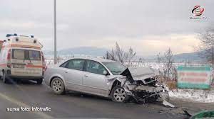 Petricani 21, partea carosabilă blocată din cauza 09:00 traficul rutier din capitală este parțial paralizat. Brasov Tv Accident Grav Spre TÄrlungeni Foto