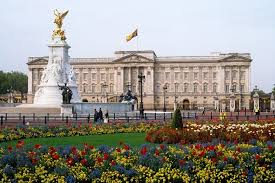Ubicación del castillo de windsor. El Palacio De Buckingham Y El Castillo De Windsor Con Almuerzo Londres 2021 Viator