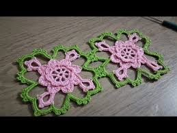 Tigisi Orgu Renkli Dantel Motifi Yapimi Masa Ortusu Runner Crochet Youtube Krose Tig Isleri Orgu